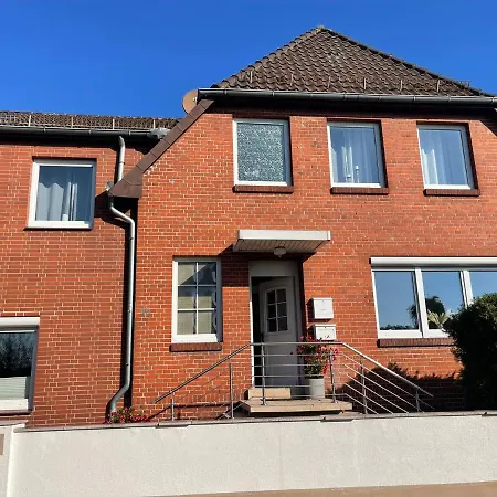 아파트 Gemuetliche Fuer Bis Zu 11 Personen. *